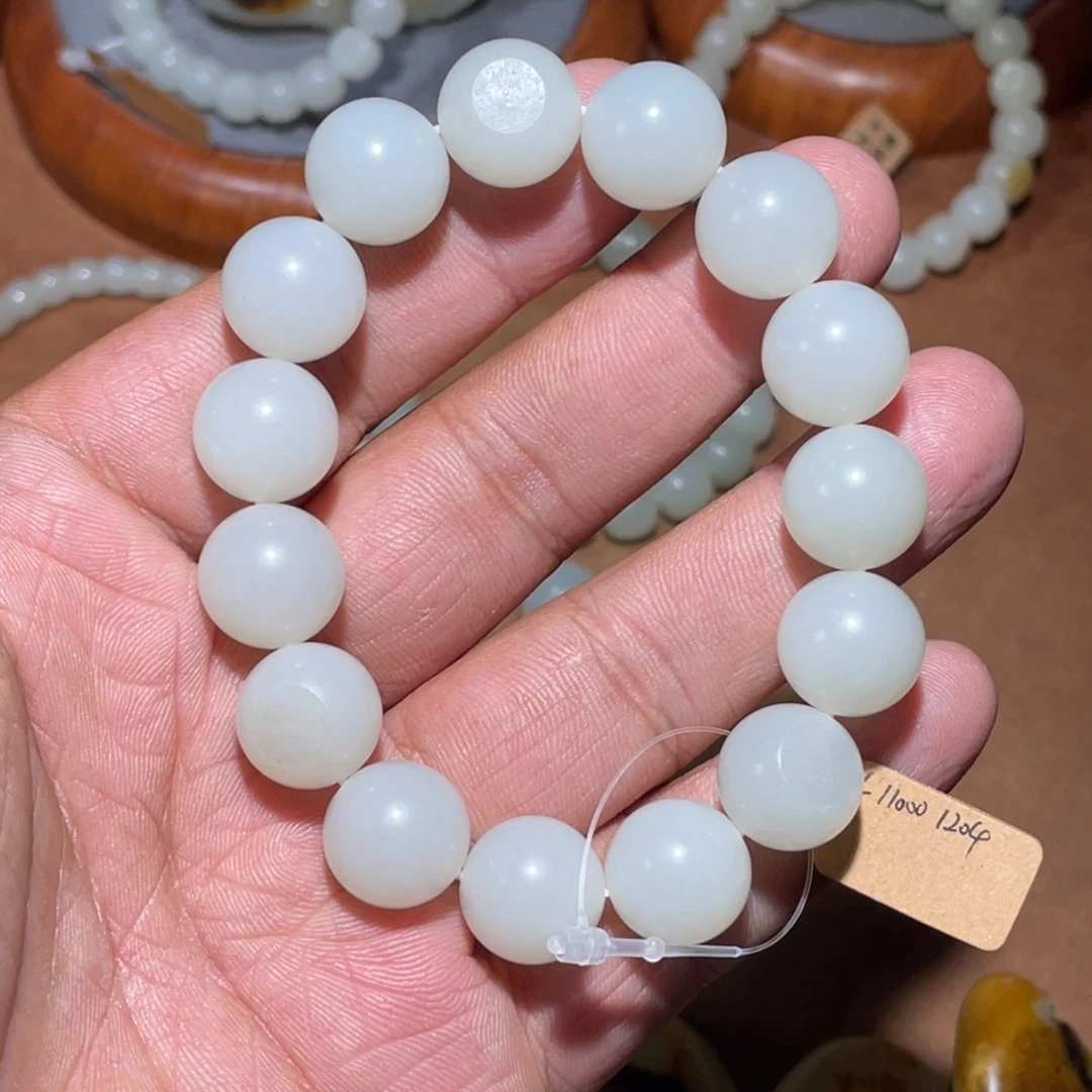 和田玉未镶嵌手串