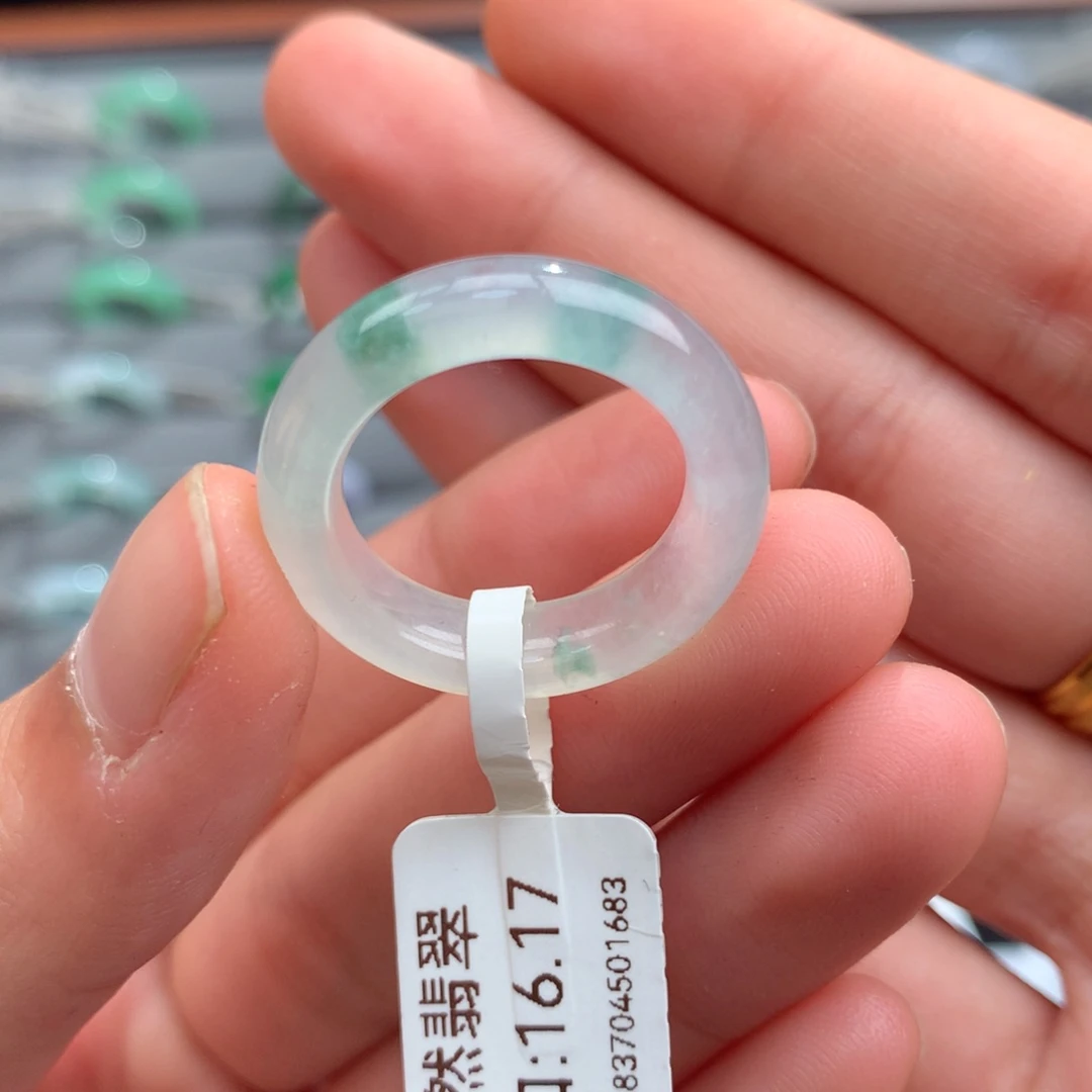 翡翠戒指未镶嵌天然