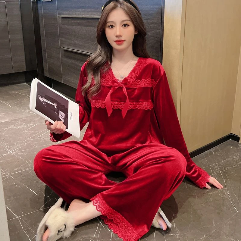 高级感金丝绒睡衣女秋冬V领长袖长裤蕾丝花边法式轻奢家居服套装