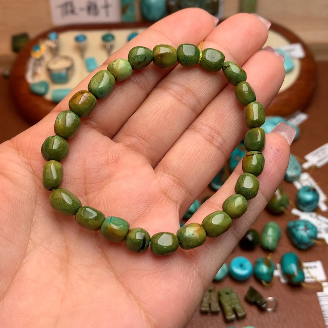 绿松石未镶嵌珠宝奇石