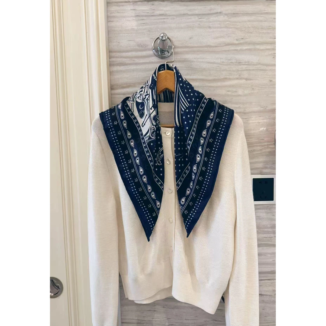 NINASOLOR朋克骏马 气质藏蓝 柔软真丝羊毛混纺围巾方巾63*63cm