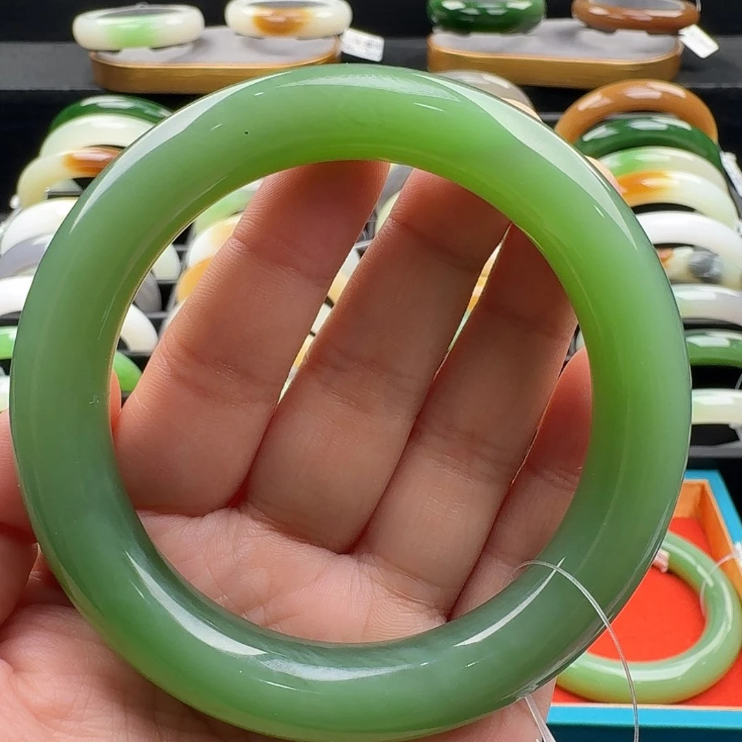 未镶嵌手镯和田玉冰底粉绿起光！58.5