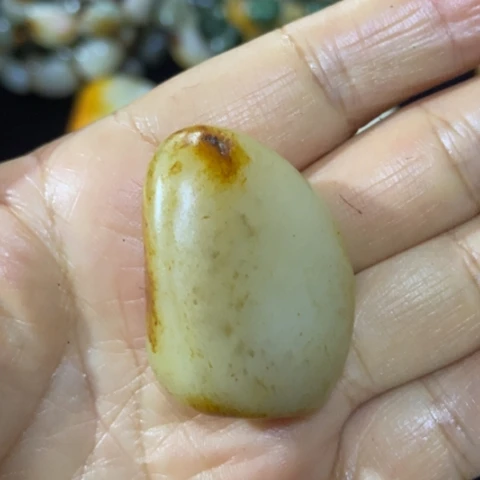 和田玉（糖玉）未镶嵌挂件