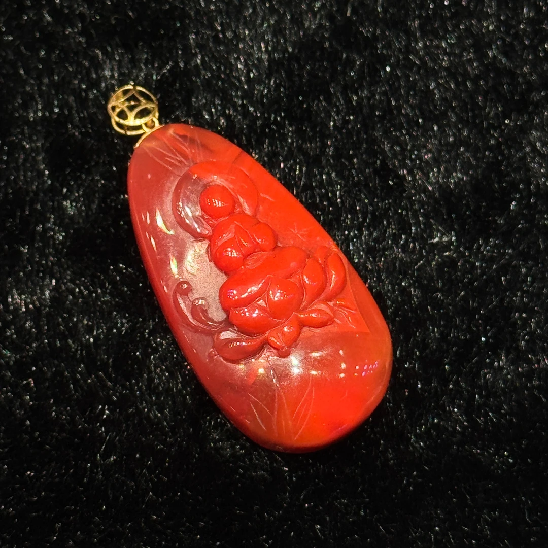 ZBG0972 18k南红fo像吊坠（天然珠宝多样性发其一）