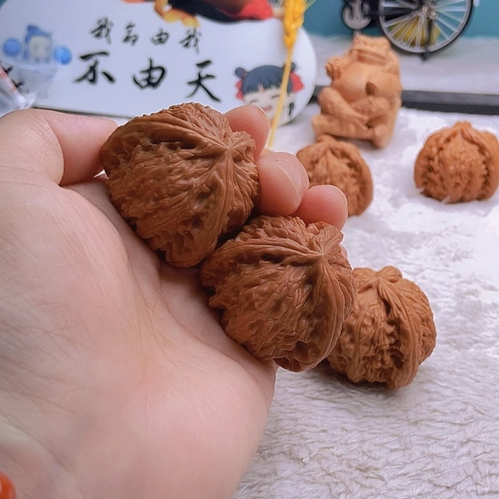 把件文玩核桃行*生三棱