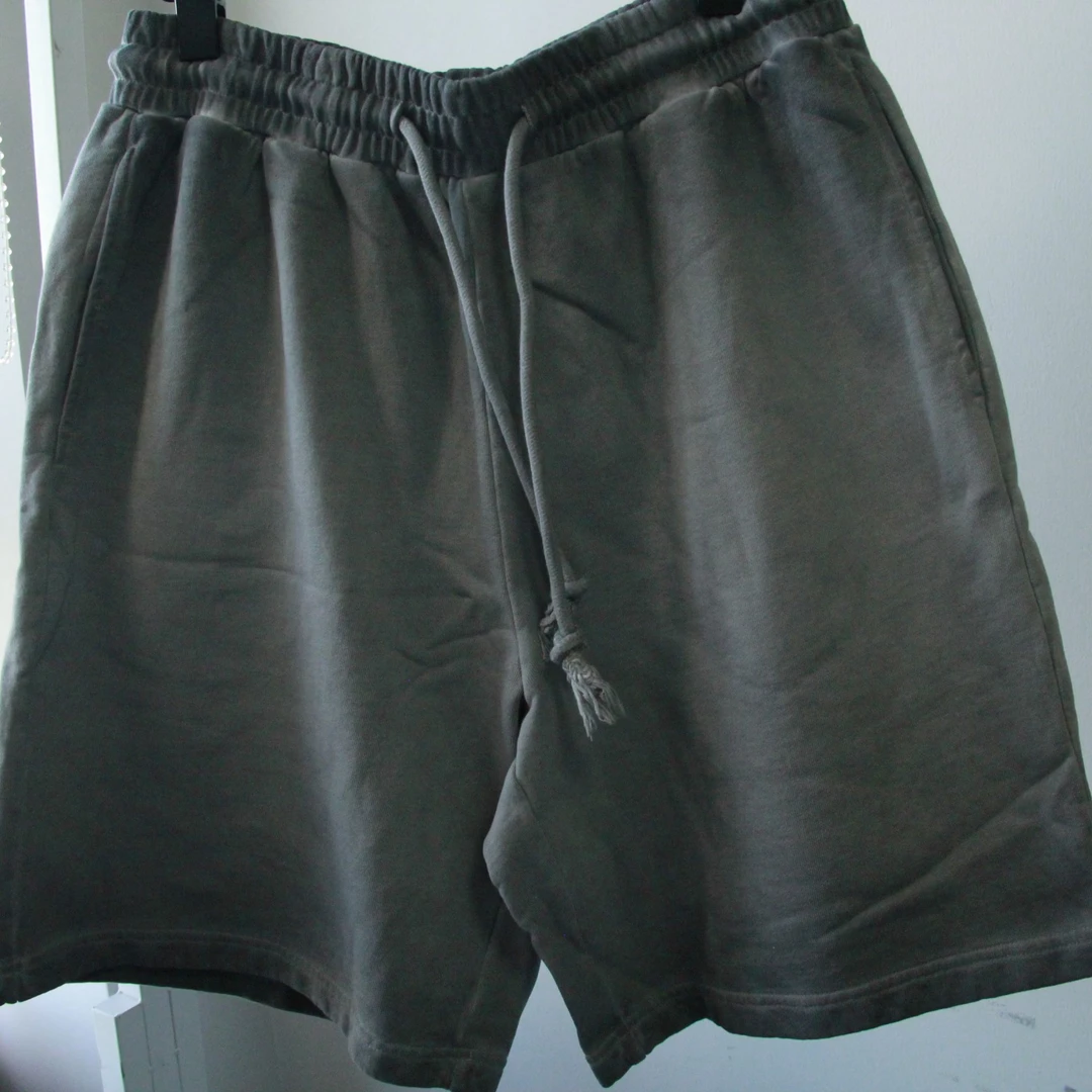 休闲运动百搭男士时尚短裤轻奢痞帅男装