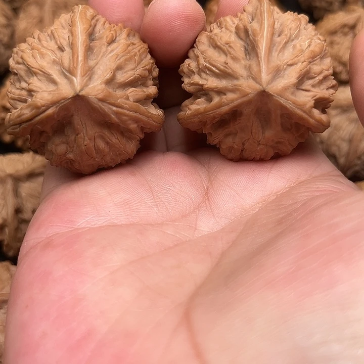 文玩核桃吊坠你们都在