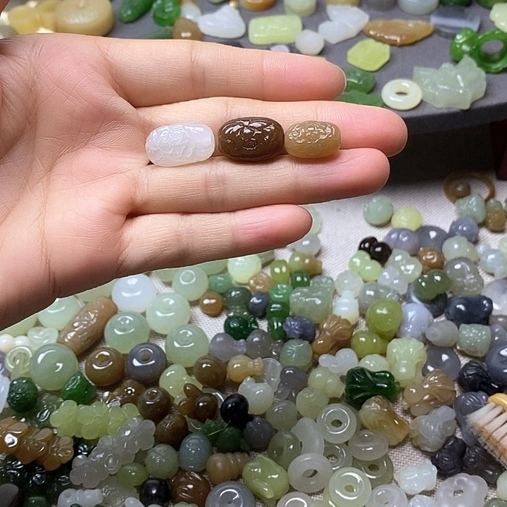 未镶嵌和田玉挂件牡丹花珠150一个多样性发其一