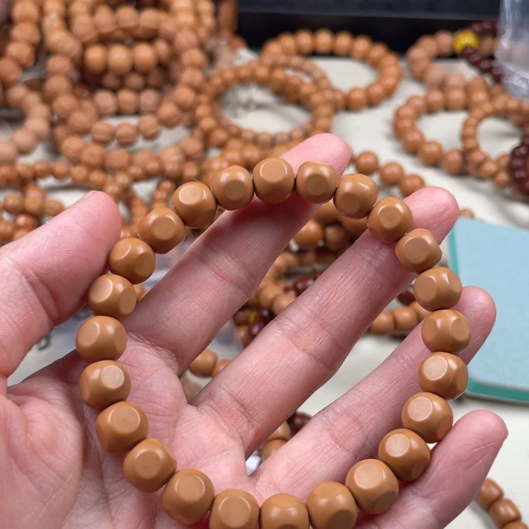 猴头核桃手串全品六方8.5左右➕配饰