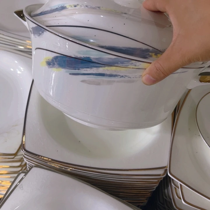 瓷片九寸汤锅一个微瑕