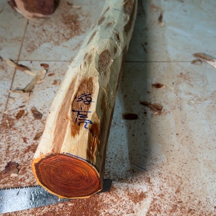 木***人木海南，海北飞灰尘。甘受商于仪诳楚