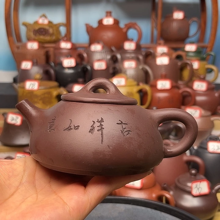 微瑕不带证书礼盒200c c