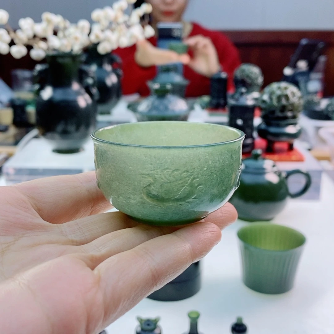 未镶嵌和田玉摆件