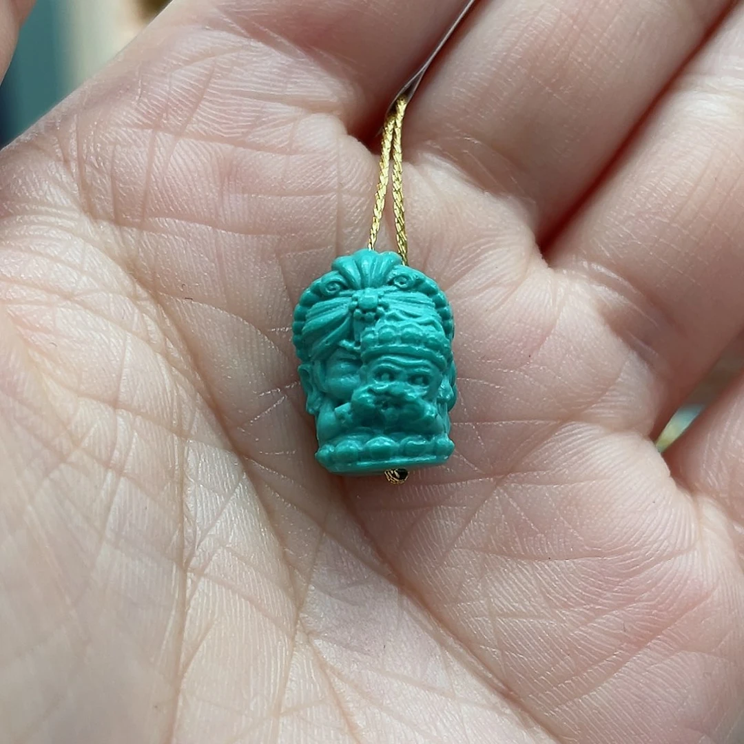 绿松石颈饰未镶嵌