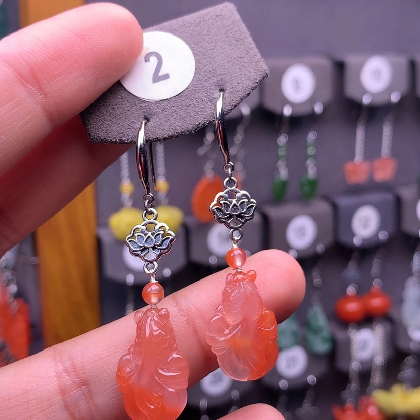 【闪购商品】南红玛瑙耳饰银S925镶嵌水**儿