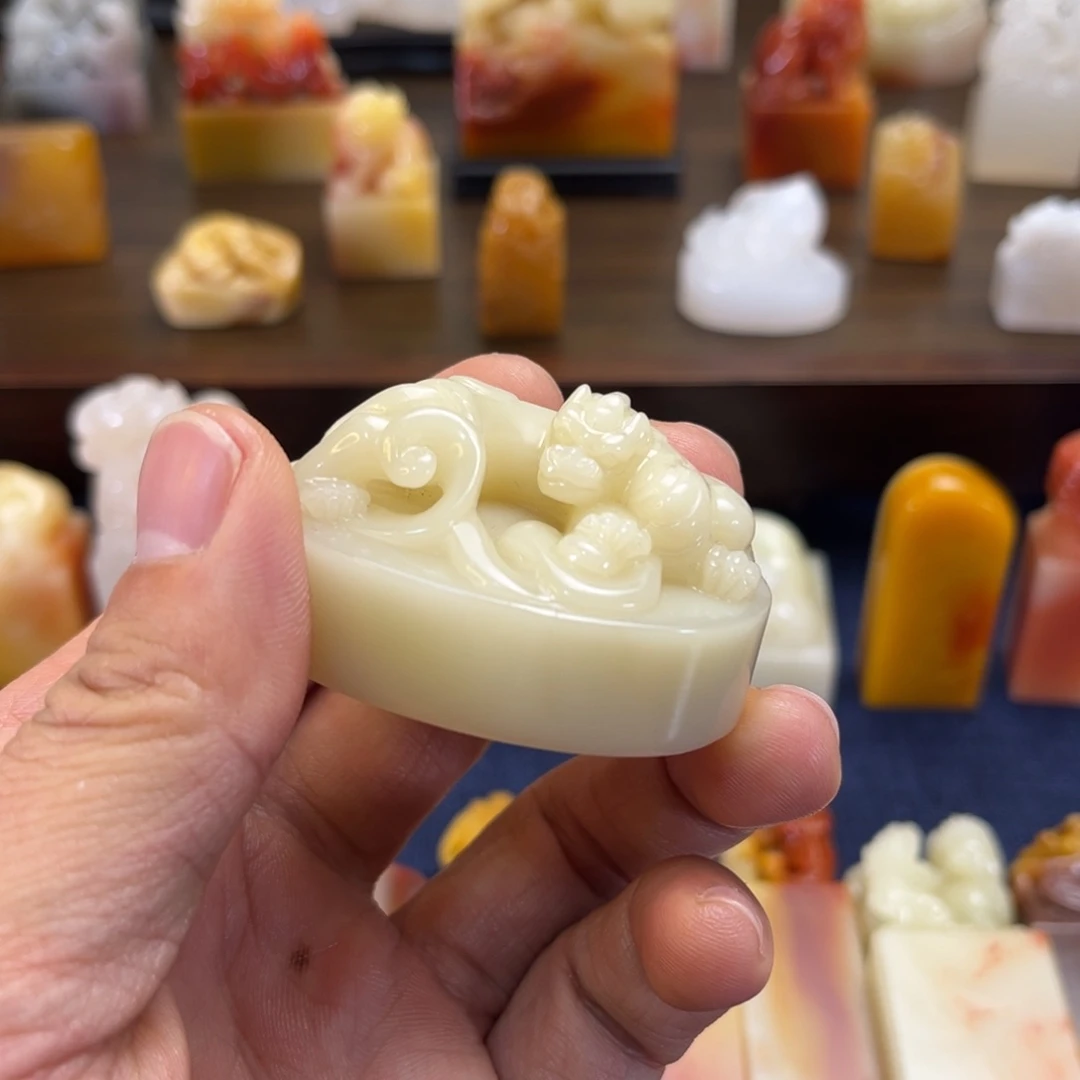 寿山石印石天***?寿山石