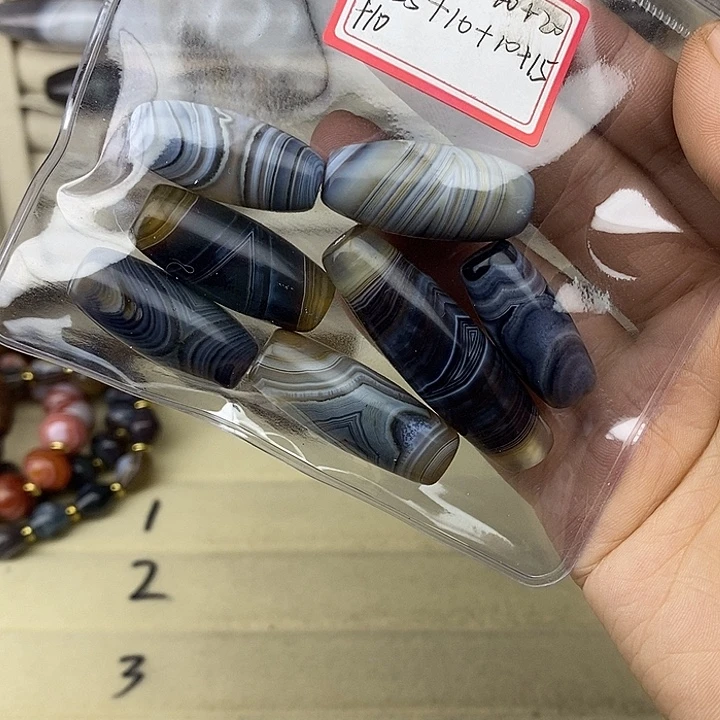 绿***球玛瑙/玉髓合金颈饰