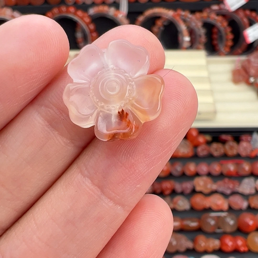 南红玛瑙未镶嵌颈饰通孔花