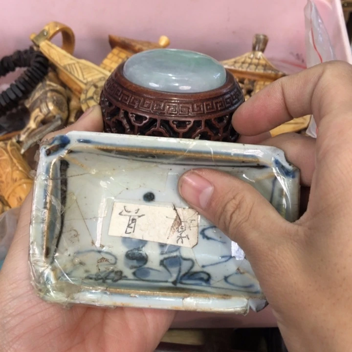 陶瓷孤品单件车里拍