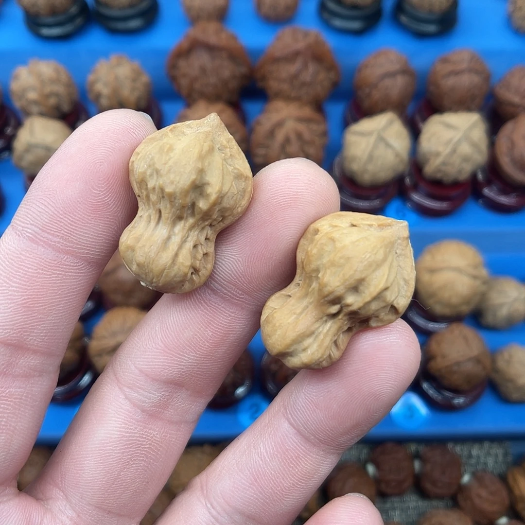 文玩核桃把件花生