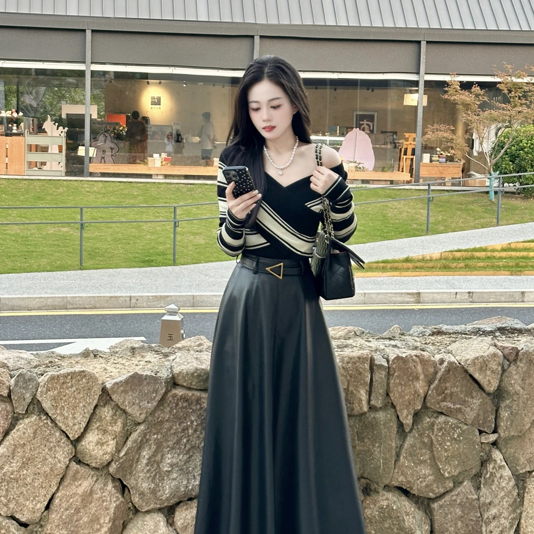 拉夏贝尔/25秋冬新休闲气质收腰百搭通勤显瘦上衣+裙子 10680 LSC