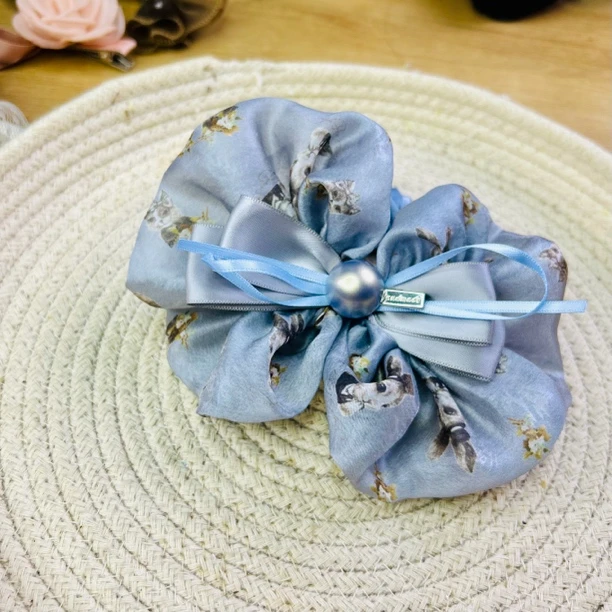 HC0374 灰蓝色兔子印花轻盈荷包蛋蝴蝶结肠圈