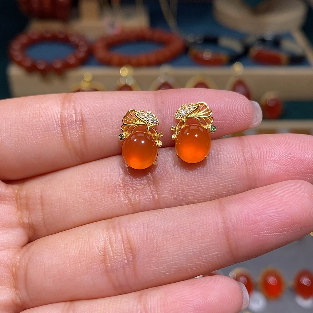 南红玛瑙银S925镶嵌耳饰