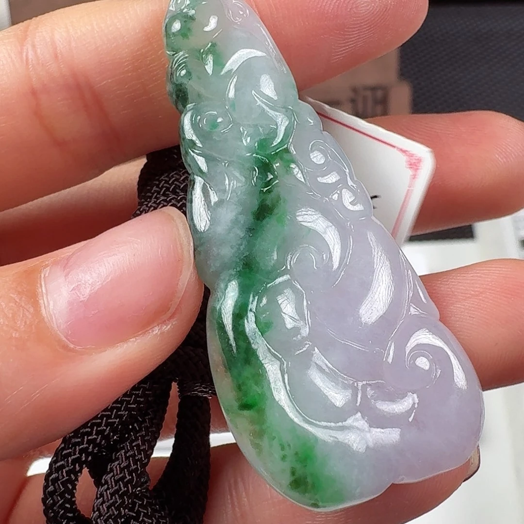 翡翠未镶嵌颈饰11