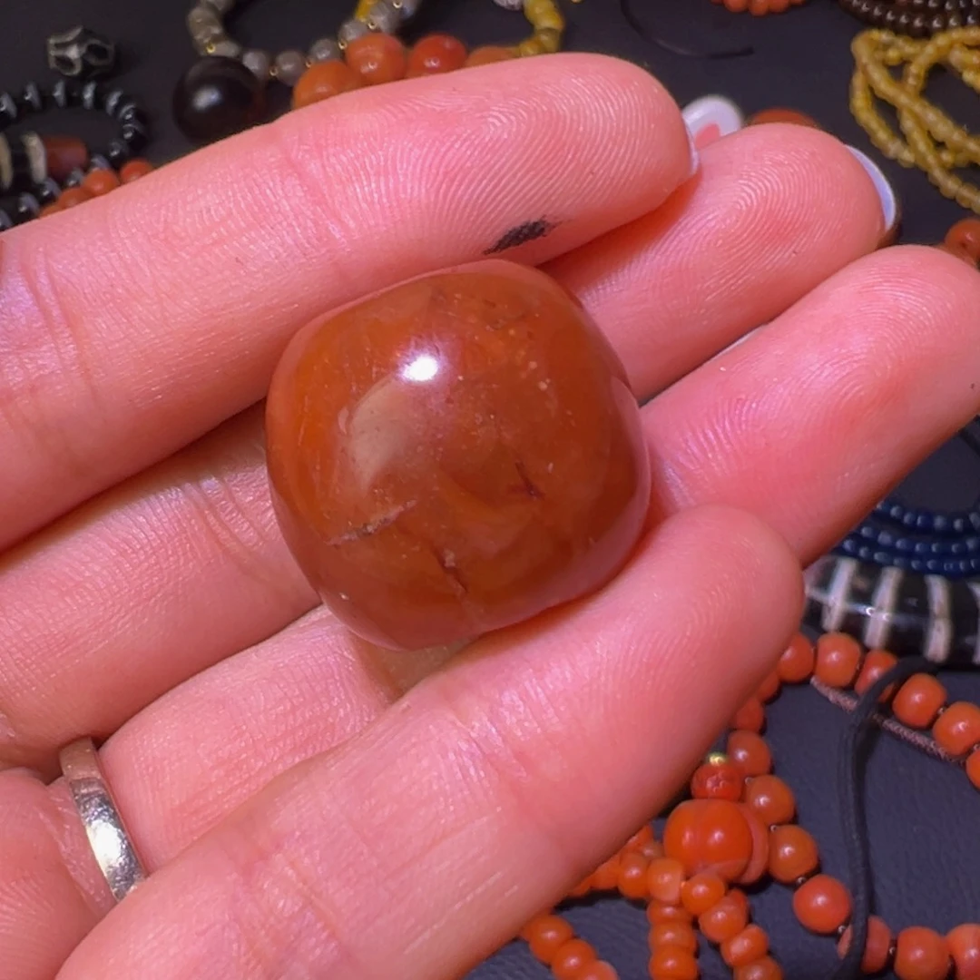 大果紫檀（缅甸花梨）石****)