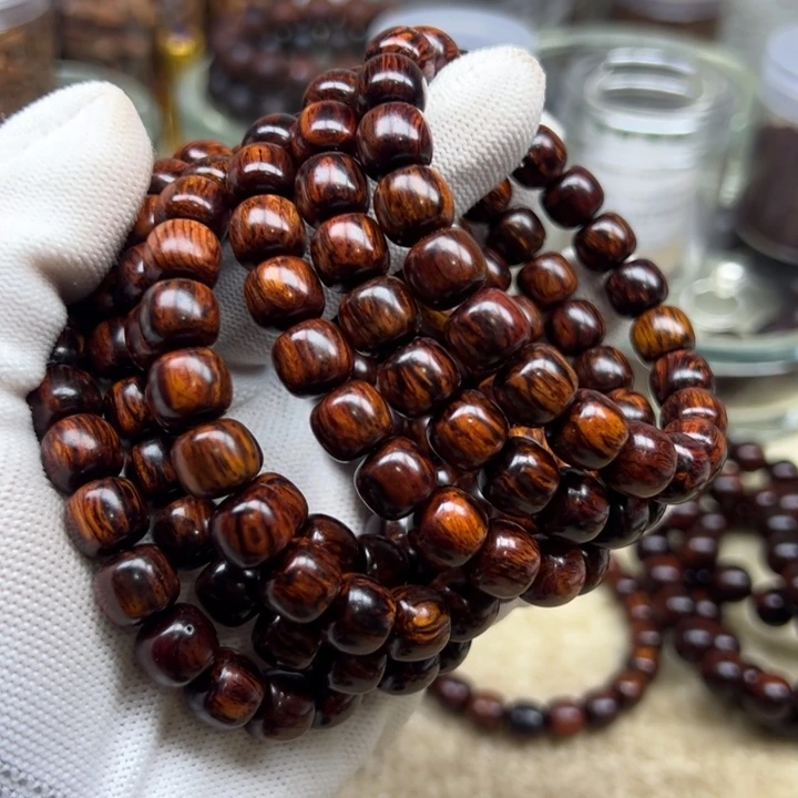 花梨木类海南红降9*10黑金满油单圈微瑕