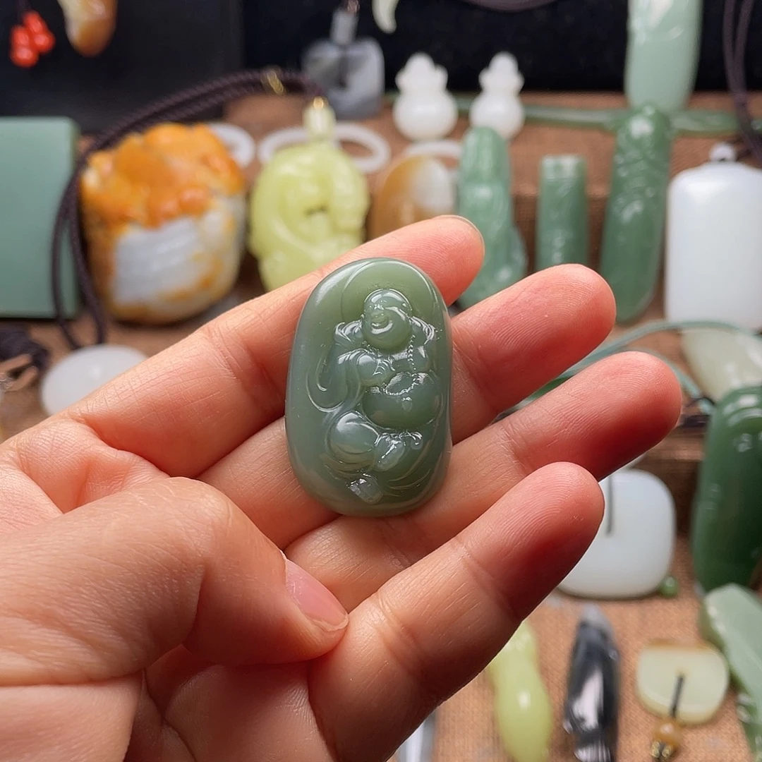 和田玉（碧玉）未镶嵌颈饰