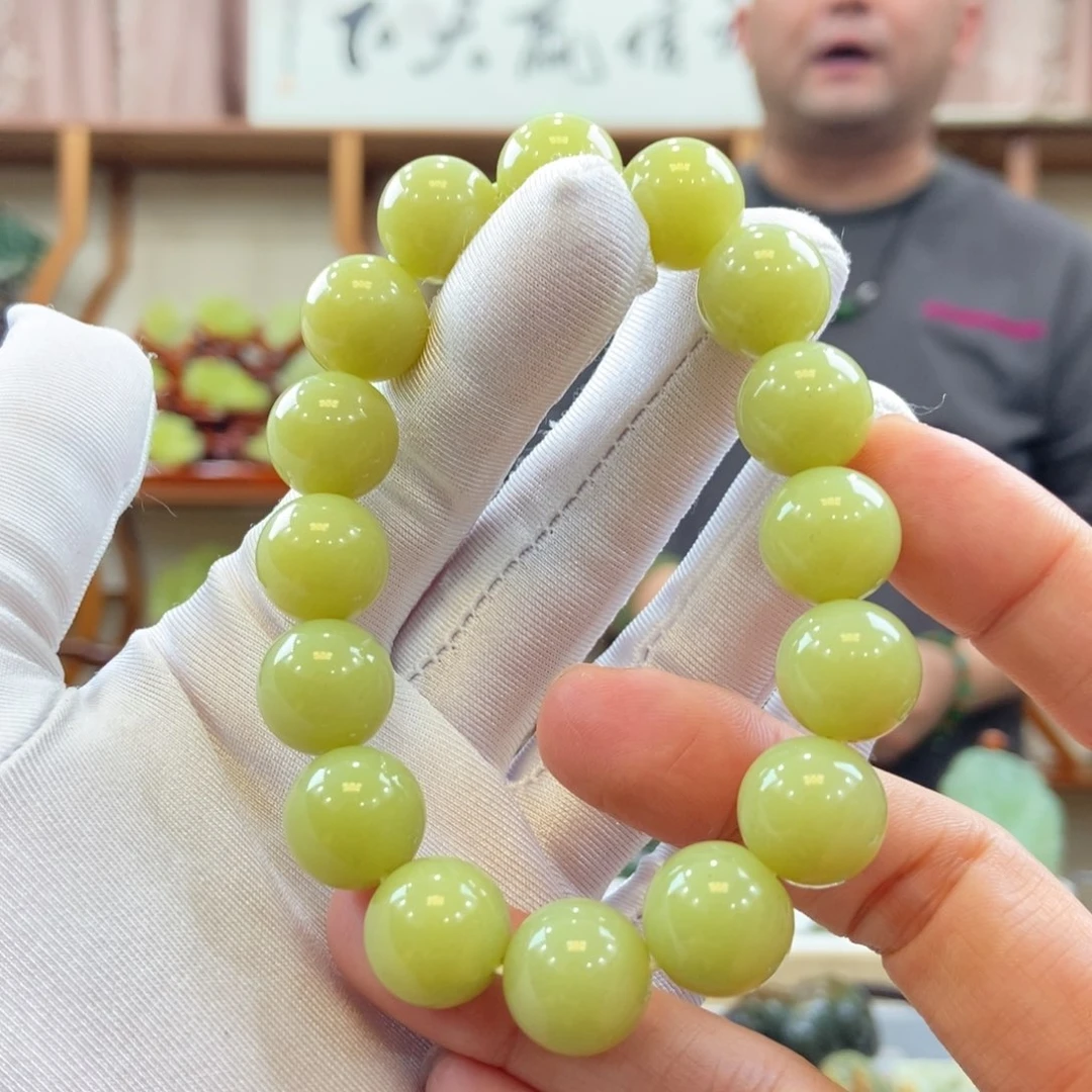 蛇纹石玉手串未镶嵌