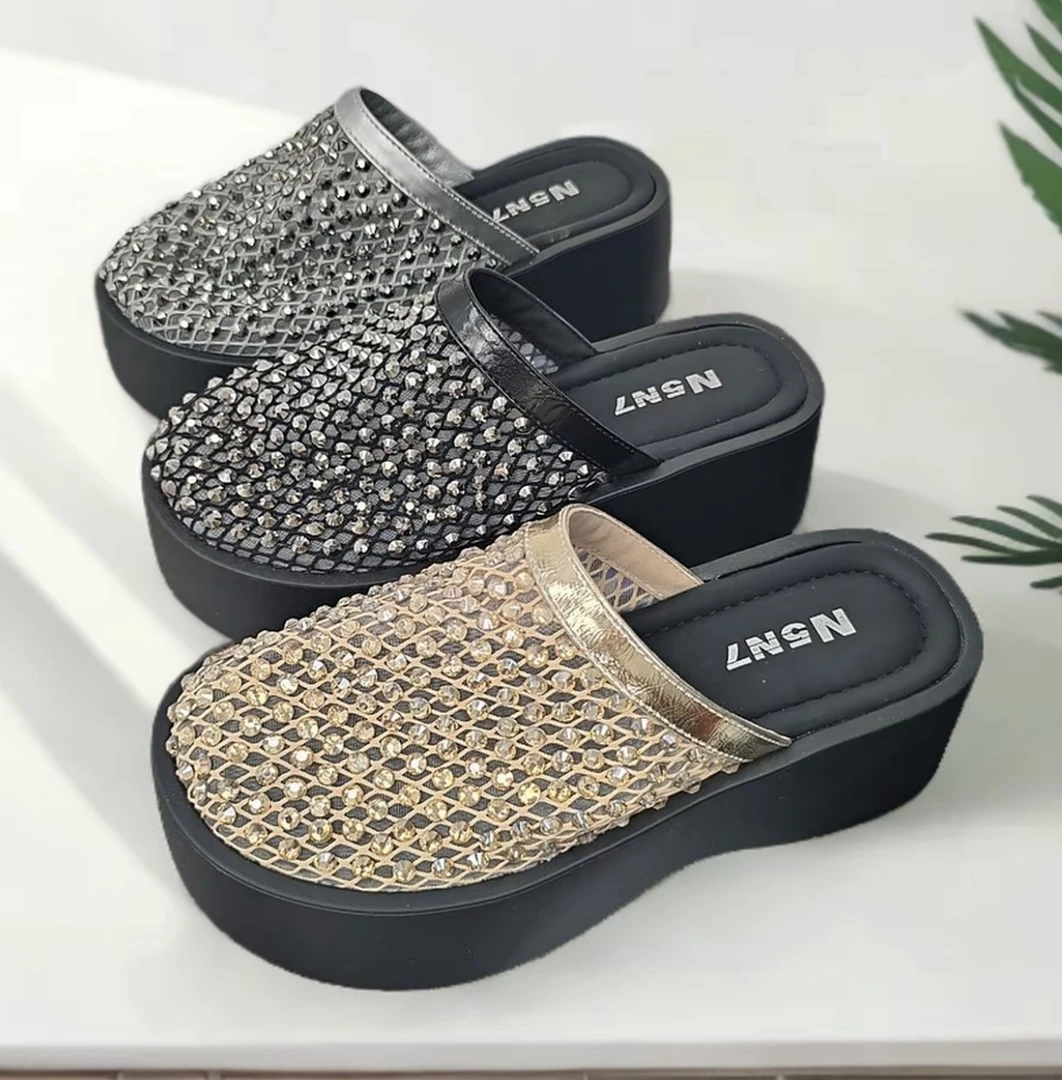 013 【米热】网红厚底增高编织拖鞋女外穿2025新款水钻配裙子凉拖鞋