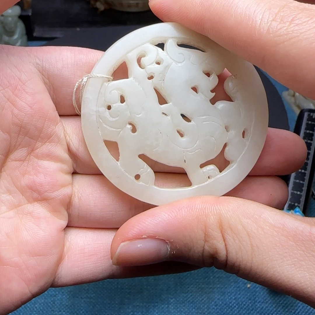 和田玉（糖玉）未镶嵌挂件