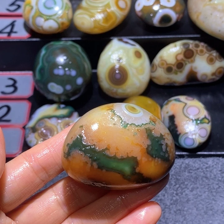 未镶嵌玛瑙/玉髓珠宝奇石