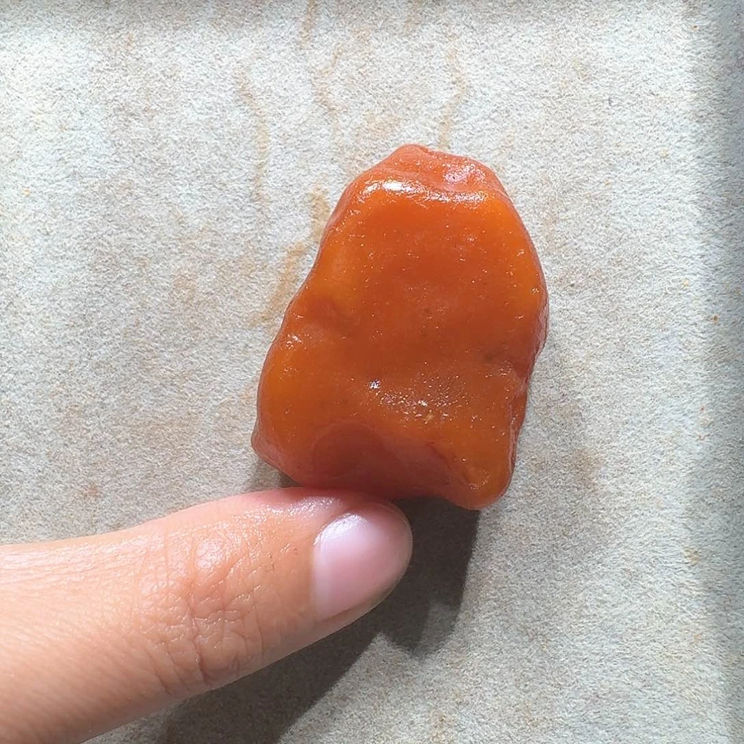 定制琥珀未镶嵌定制
