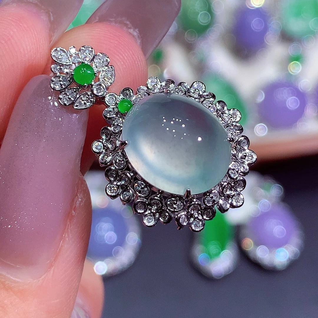 翡翠18K金镶嵌吊坠(不含链)