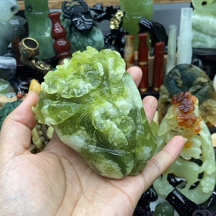 岫玉未镶嵌手把件