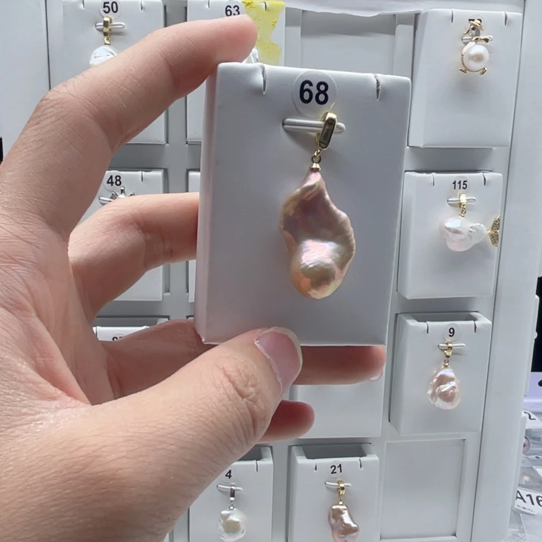 合金淡水珍珠颈饰