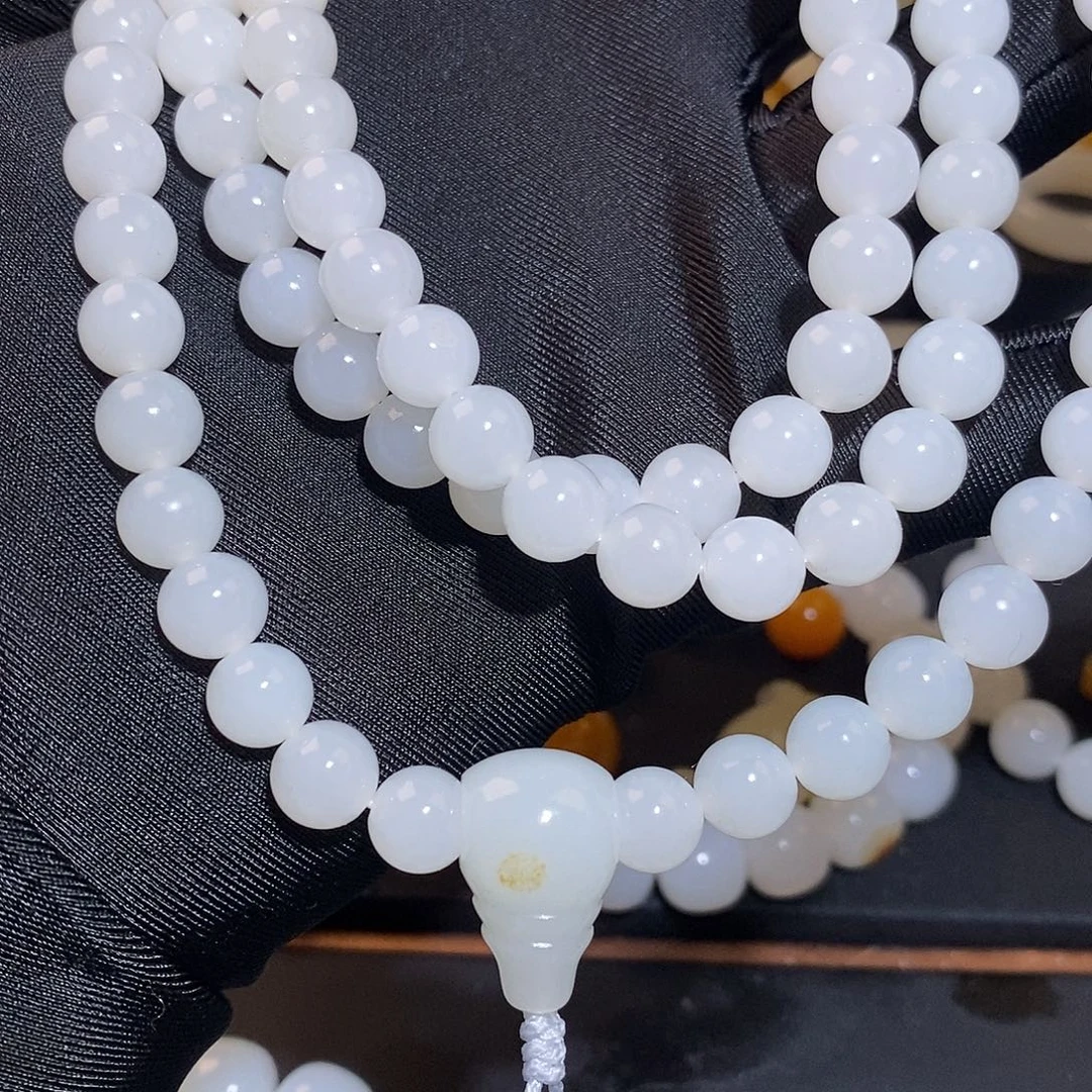 阿***辉和田玉未镶嵌手链