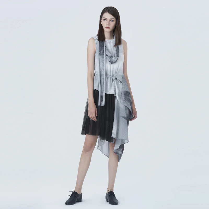 S·DEER圣迪奥女装时尚休闲水墨印花网纱拼接无袖连衣裙S20281292