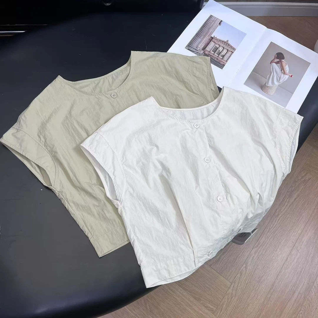 韩系褶皱圆领显瘦圆领单排扣小衫H6701