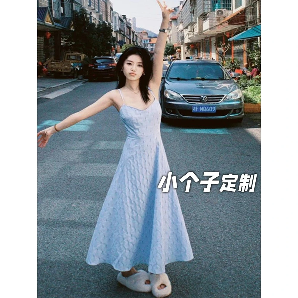 150小矮个子高级感法式无袖连衣裙女秋中长款收腰海边度假吊带裙
