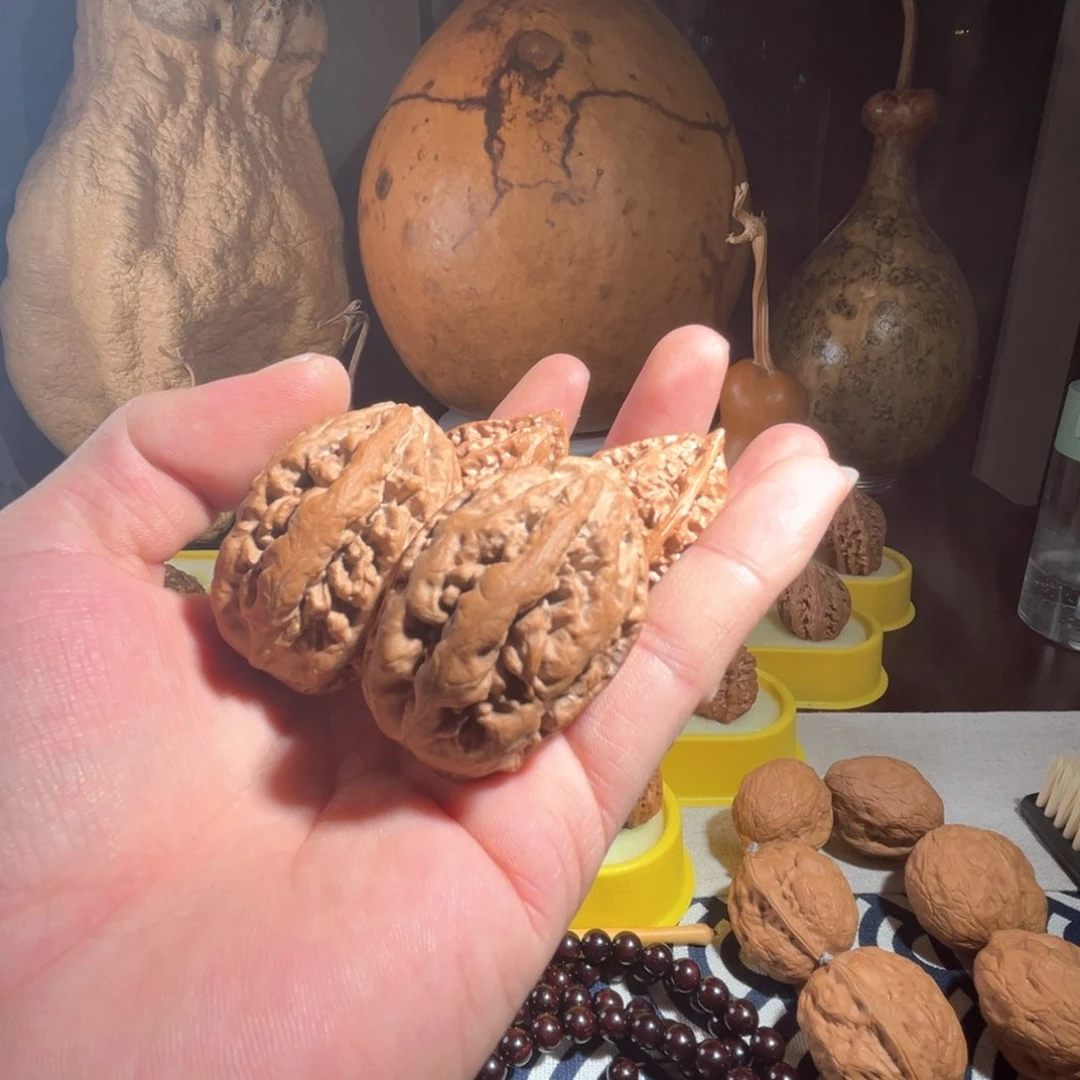 文玩核桃吊坠大*付野生秋子核桃两对