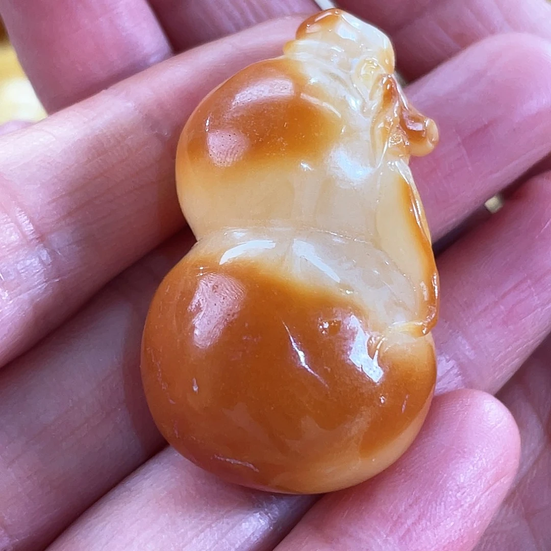 琥珀颈饰未镶嵌蜜蜡葫芦