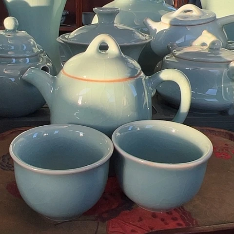 汝瓷秦权壶微瑕福利