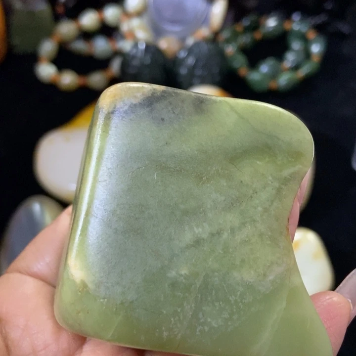 和田玉（糖玉）未镶嵌挂件