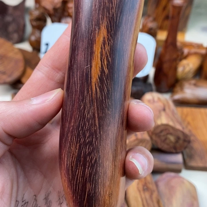 木ღ****海黄手把件70克