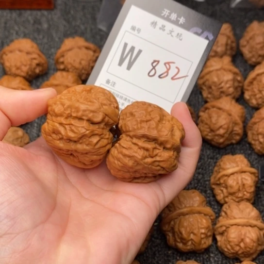 吊坠桃核我是第一百40