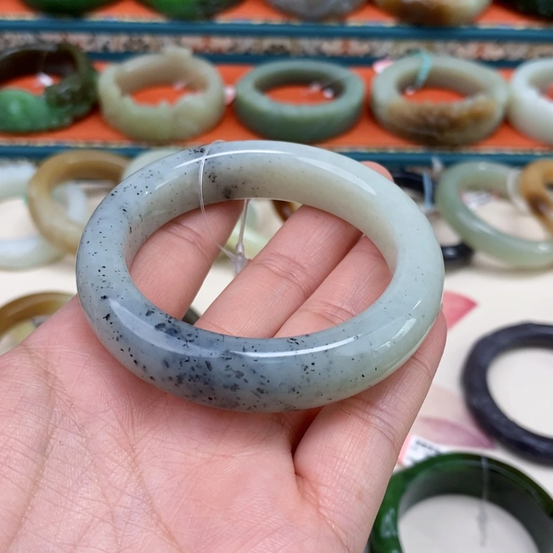 和田玉未镶嵌手镯53.3